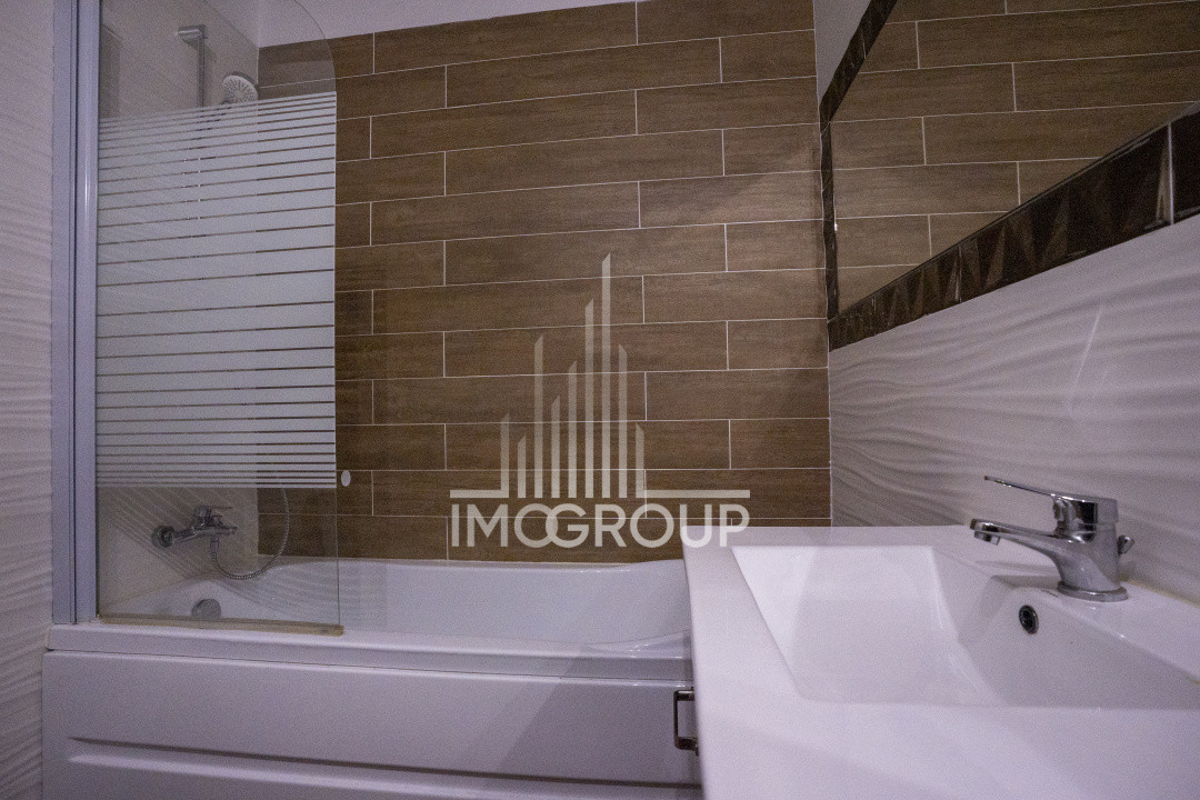 Apartament 3 camere | 2 bai | balcon | parcare subterană | Gruia | zona 7 strazi