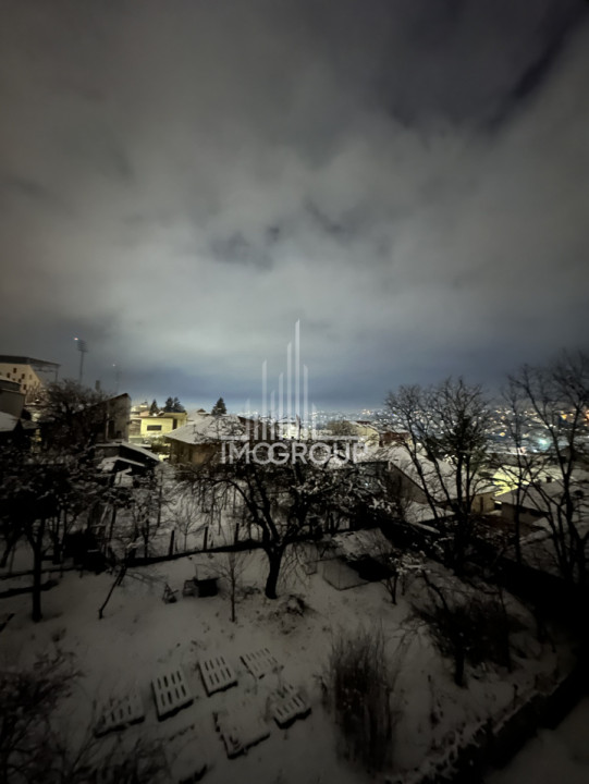 Apartament 3 camere | 2 bai | balcon | parcare subterană | Gruia | zona 7 strazi