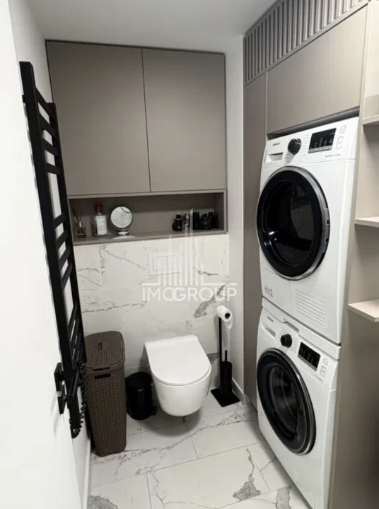 Apartament superb cu 2 camere si garaj de inchiriat zona Semicentrala