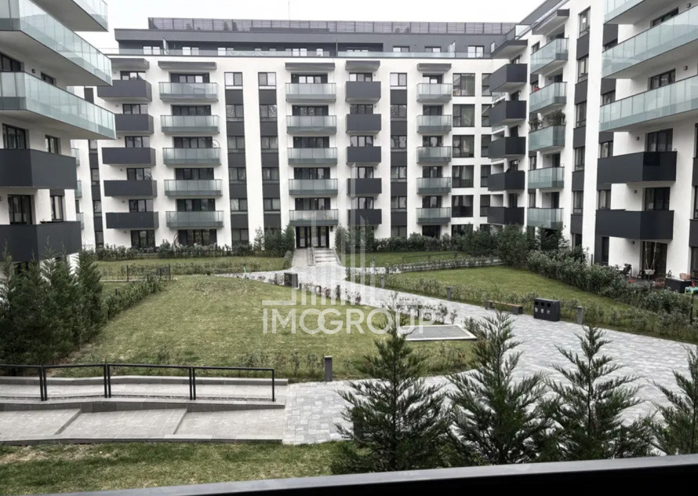 Apartament superb cu 2 camere si garaj de inchiriat zona Semicentrala