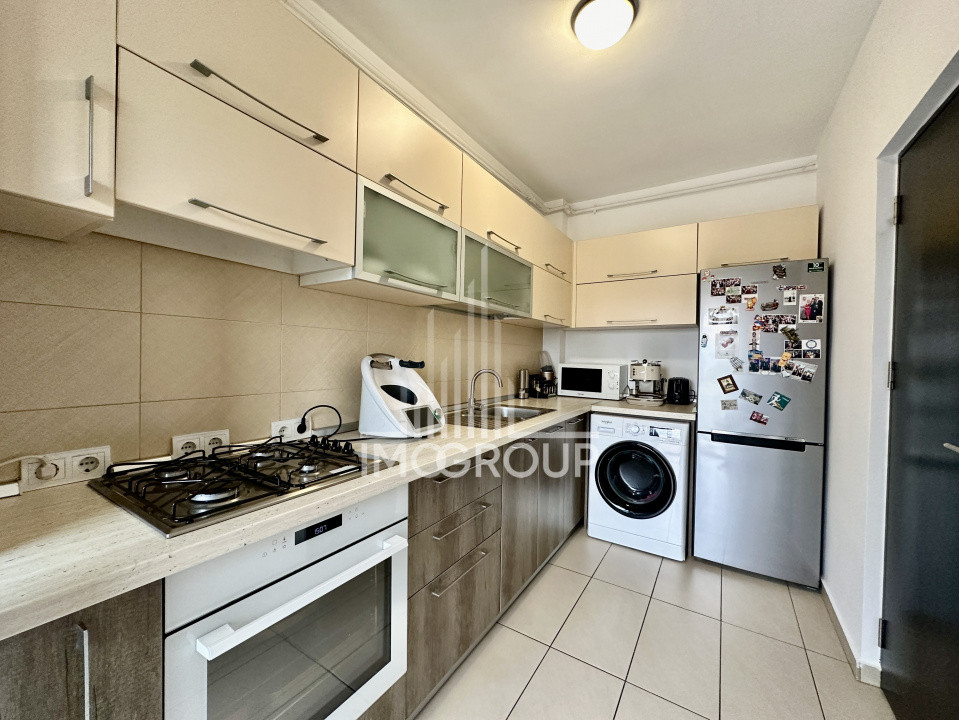 Apartament cu 2 camere, cu bucatarie separata, etaj intermediar, Intre Lacuri