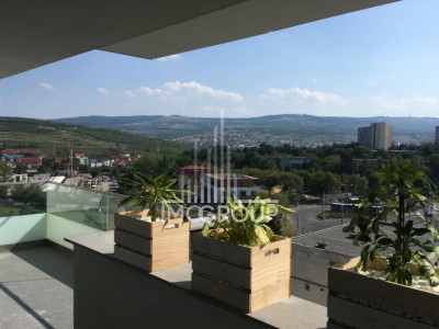 Apartament 2 camere cu terasă și parcare subterană – zona Iulius Mall