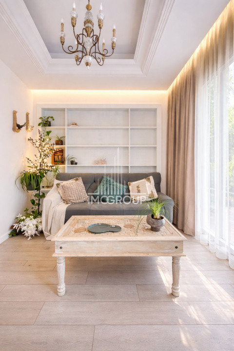 Proprietate versatilă în Borhanci – servicii sau locuință 