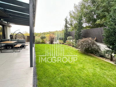 Vanzare apartament cu 3 camere, grădină proprie și parcare – cartier Bună Ziua