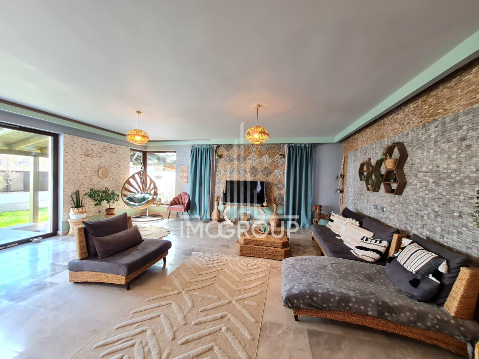 Apartament superb 3 camere de inchiriat, terasa si curte privata, parcare