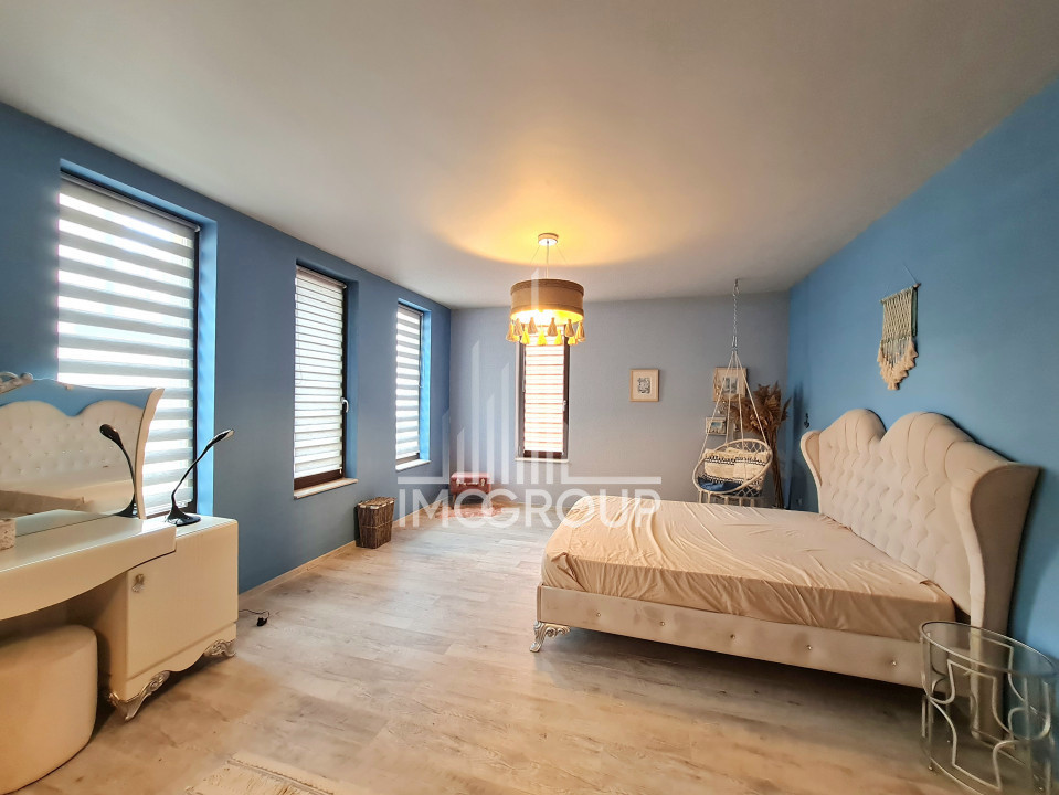 Apartament superb 3 camere de inchiriat, terasa si curte privata, parcare