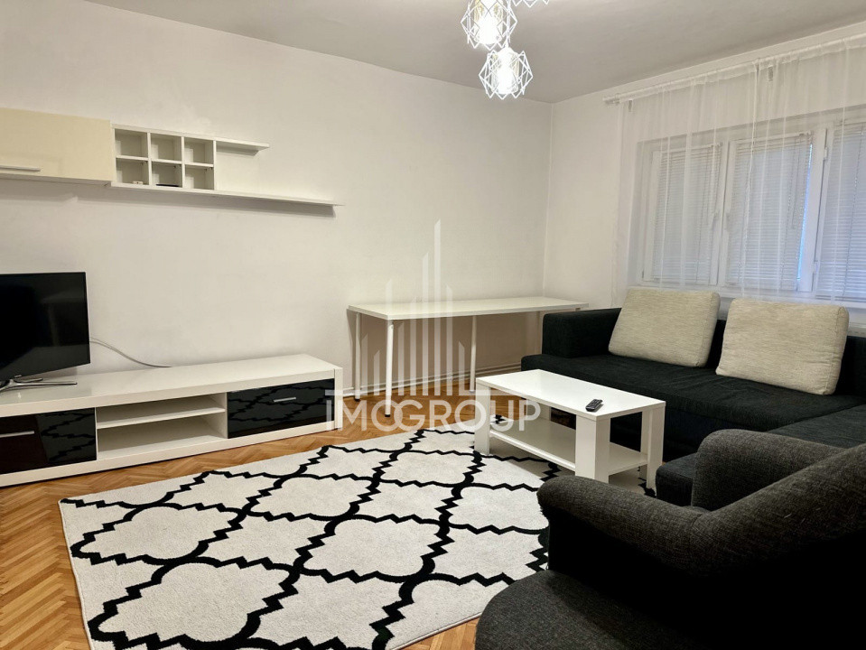 Apartament cu 3 camere, zona Iulius Mall
