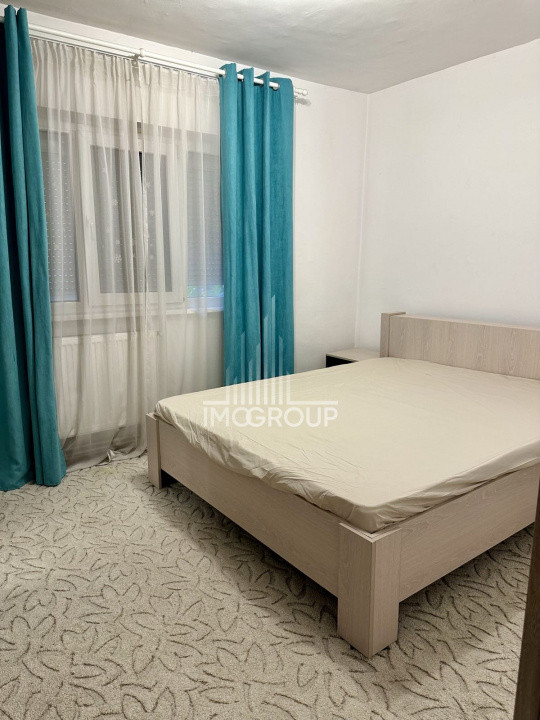 Apartament cu 3 camere, zona Iulius Mall