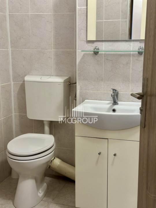 Apartament cu 3 camere, zona Iulius Mall