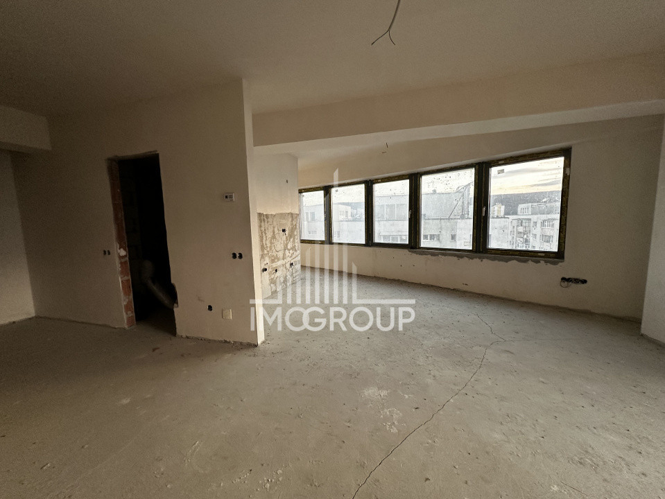 Studio Open Space | 42mp | balcon | parcare subterana | West City Tower