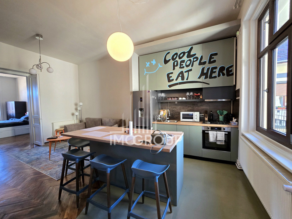 Apartament 3 camere de inchiriat, ultracentral, parcare