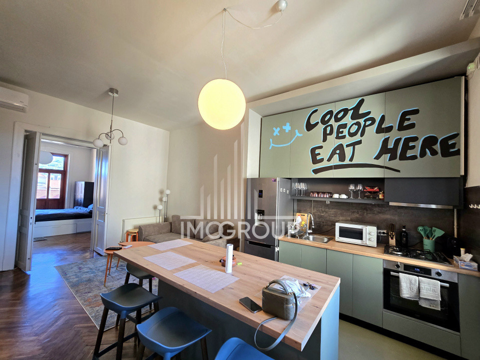 Apartament 3 camere de inchiriat, ultracentral, parcare