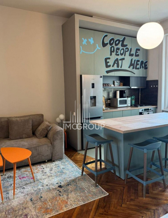 Apartament 3 camere de inchiriat, ultracentral, parcare