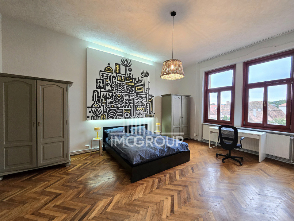 Apartament 3 camere de inchiriat, ultracentral, parcare