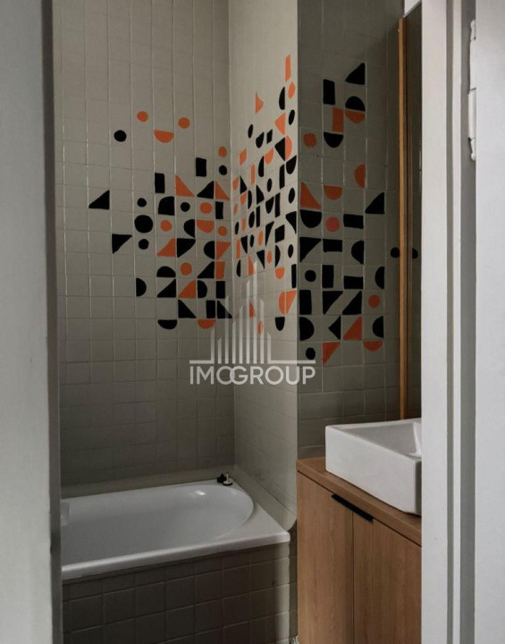 Apartament 3 camere de inchiriat, ultracentral, parcare