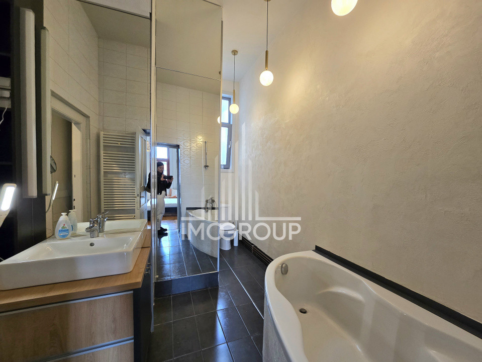 Apartament de inchiriat 3 camere, 2 bai, parcare - Ultracentral