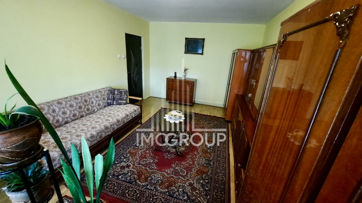 Apartament 3 camere, 2 bai, boxa si loc de parcare, Intre Lacuri, str. Siretului