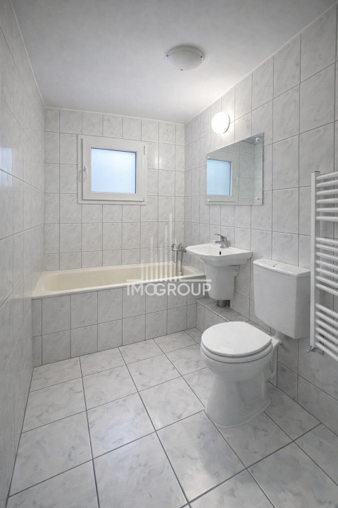 Apartament 3 camere, 2 bai, boxa si loc de parcare, Intre Lacuri, str. Siretului