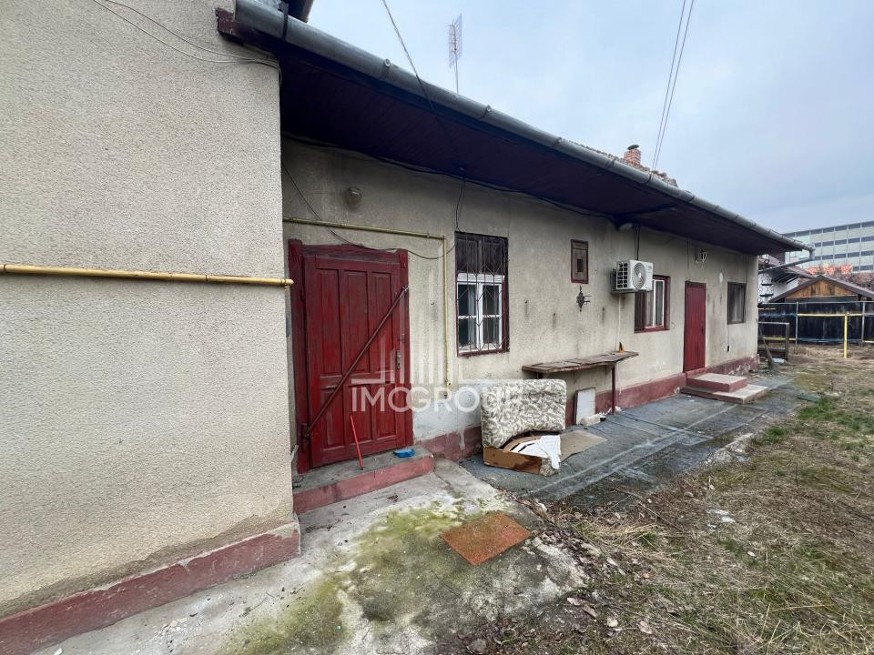 Investiție sigură – casă demolabilă/renovabilă, 360 mp, Mărăști