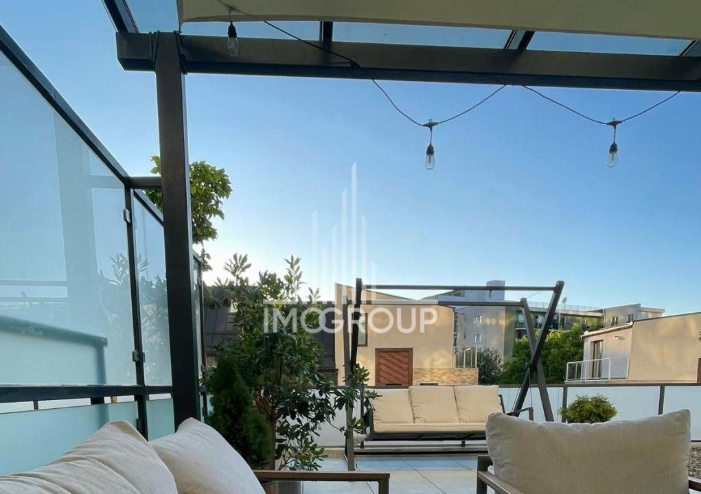 Apartament de vanzare 3 camere & Terasă de 50 mp 