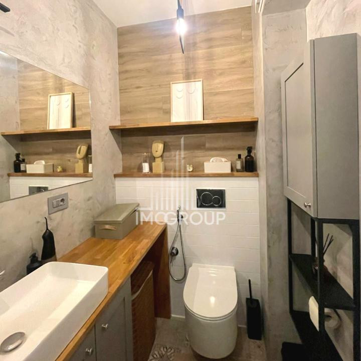 Apartament de vanzare 3 camere & Terasă de 50 mp 