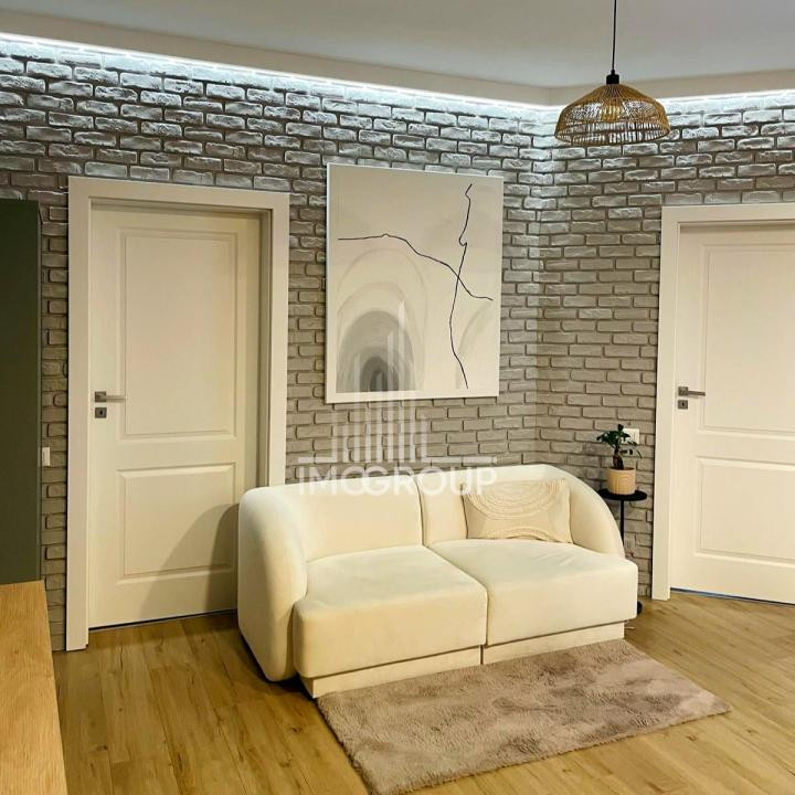 Apartament de vanzare 3 camere & Terasă de 50 mp 