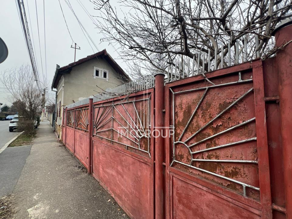 Teren 360 mp cu casă, front 15 ml, zona CBC Mărăști – ideal investiție