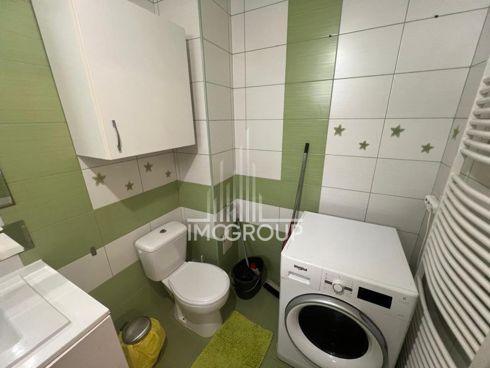 3 camere, balcon, etaj 2/3 – str. Tineretului, Florești