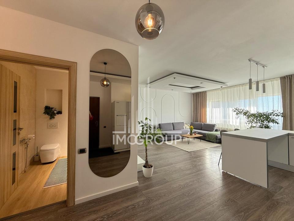 Vanzare apartament premium cu 3 camere, 79 mp, parcare subterană