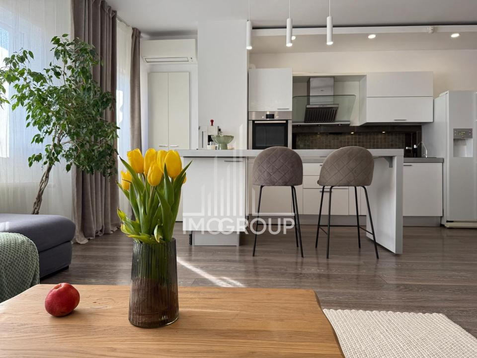 Vanzare apartament premium cu 3 camere, 79 mp, parcare subterană