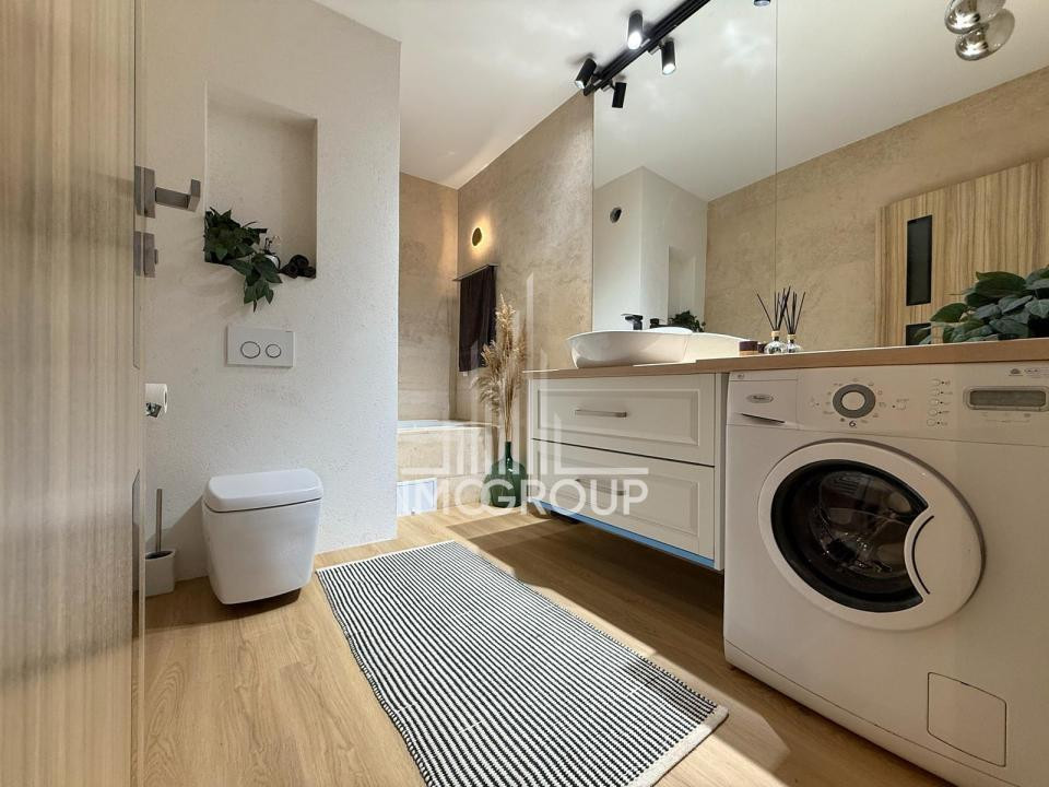 Vanzare apartament premium cu 3 camere, 79 mp, parcare subterană