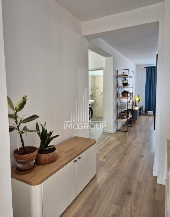 Apartament deosebit 3 camere | 77 mp + balcon | Zonă liniștită – E. Ionesco 