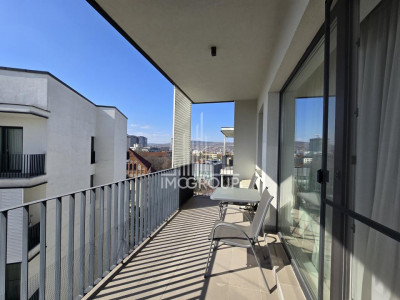 De vanzare apartament cu 2 camere decomandate zona The Office