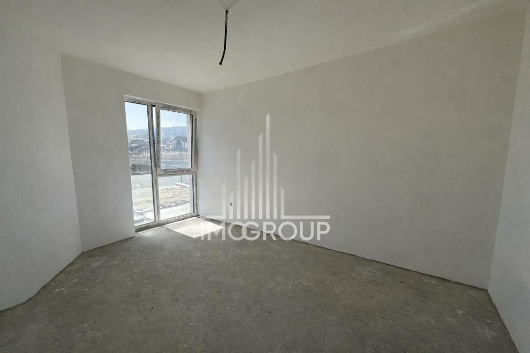 Duplex de vanzare 5 camere | 3 bai | 350mp teren plan | Chinteni | zona Profi