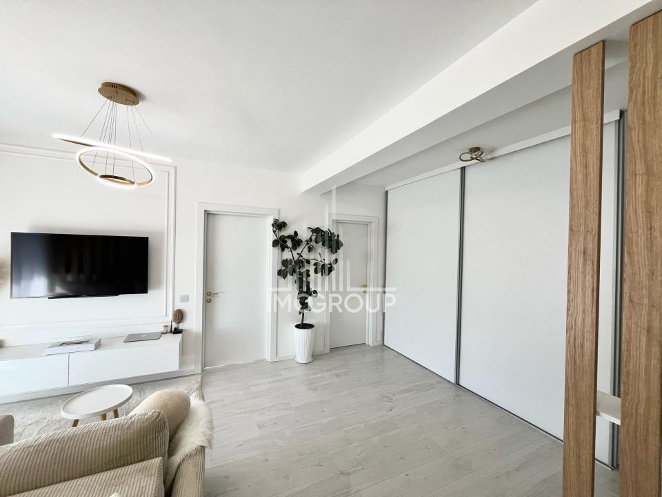 Apartament la cheie| 2 camere| balcon| etaj intermediar| Floresti | Sesul de SuS