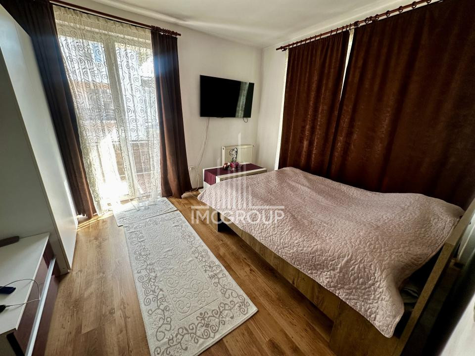 Apartament 2 camere, decomandat, 3 balcoane si parcare, Floresti, zona Eroilor