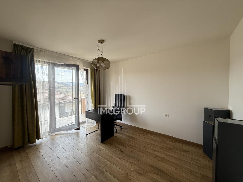 Casă superbă de vânzare | Priveliște deosebită spre pădure | Finisaje premium 