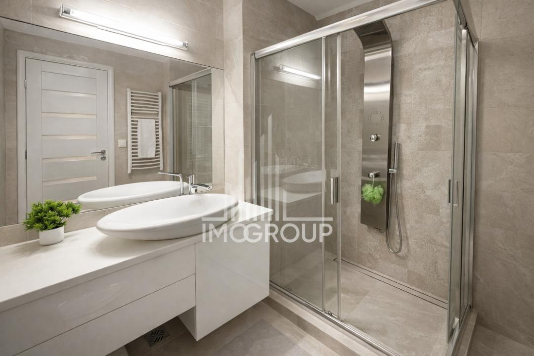 Apartament 2 camere ultrafinisat cu parcare si priveliste langa Iulius Mall