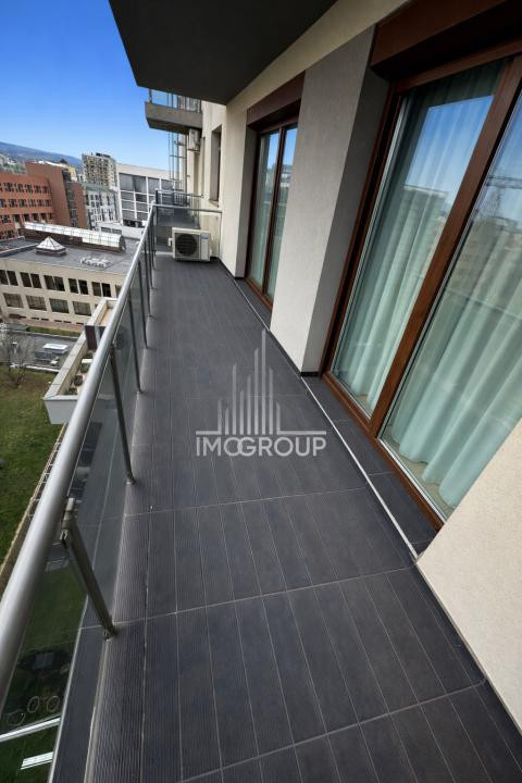 Apartament 2 camere ultrafinisat cu parcare si priveliste langa Iulius Mall