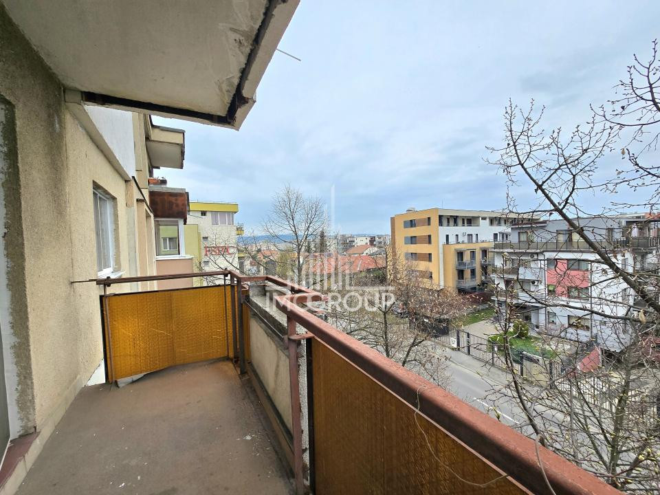 Apartament 3 camere decomandate de închiriat in Gheorgheni 
