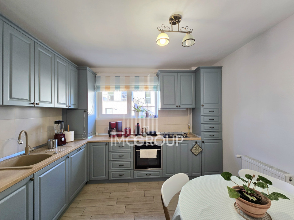 Apartament de vanzare 2 camere decomandate, 66mp, parcare - Europa