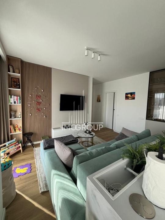 Apartament cu 3 camere | Complex Azoria | Parcare | Terasă 30 