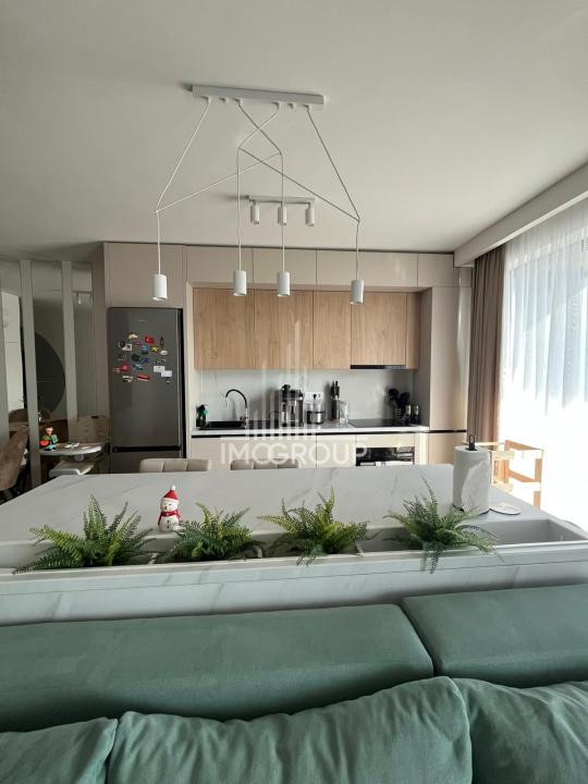 Apartament cu 3 camere | Complex Azoria | Parcare | Terasă 30 