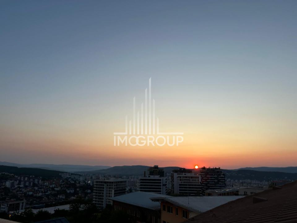 Apartament 3 camere Golden Tulip | Mansardă vilă | Curte | Liniște