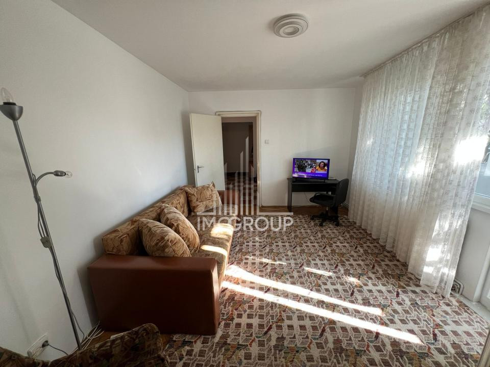 De inchiriat apartament 2 camere Padis