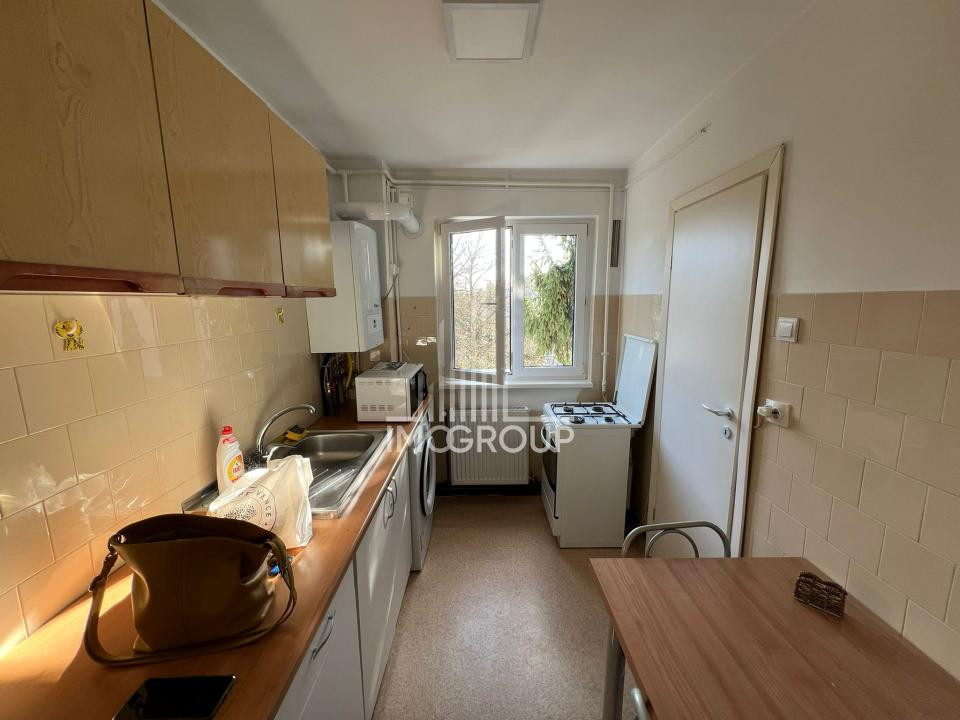 De inchiriat apartament 2 camere Padis