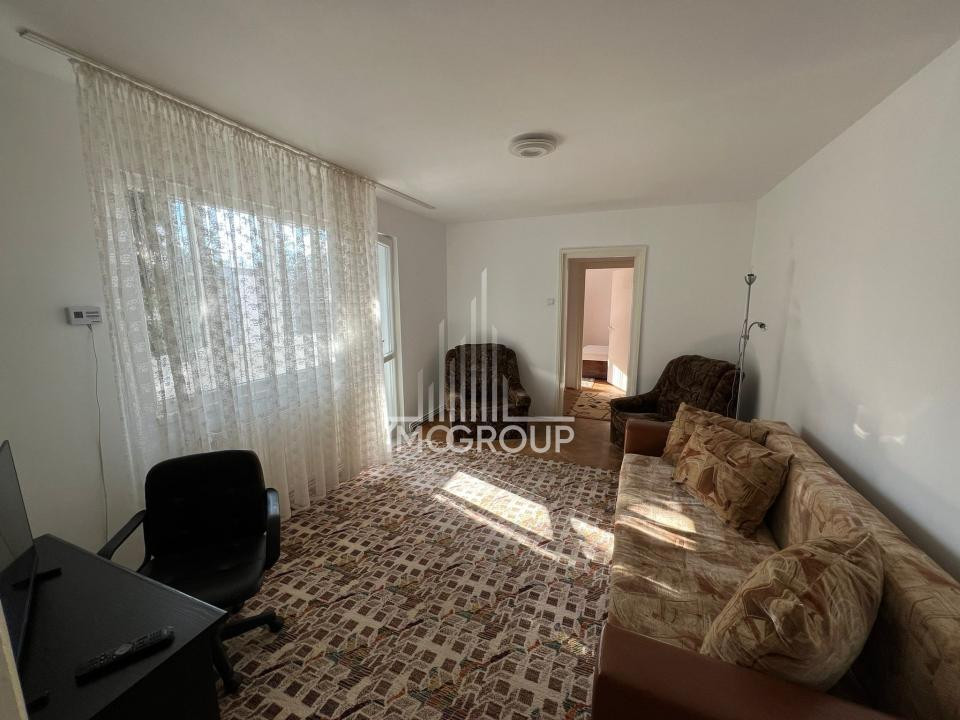 De inchiriat apartament 2 camere Padis