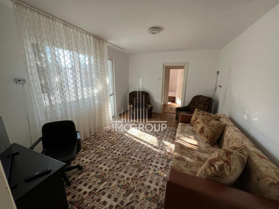 De inchiriat apartament 2 camere Padis