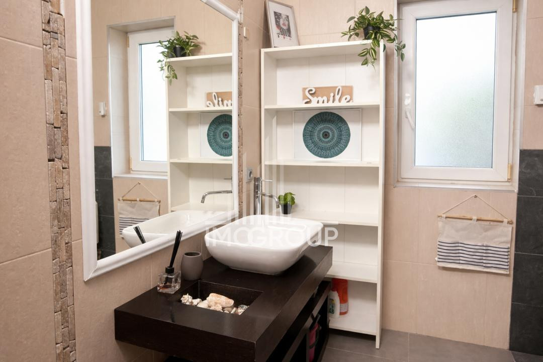 Apartament disponibil, zona Muzeul Apei cu parcare.