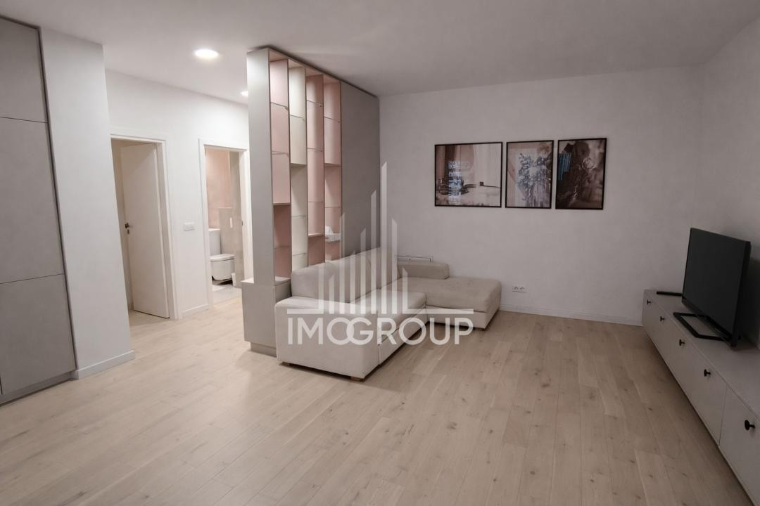 Apartament premium cu 2 camere si terasă în Record Park 